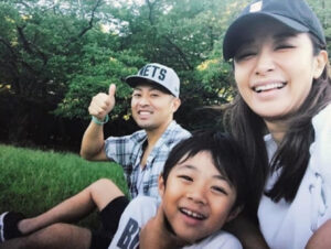 鈴木紗理奈と息子とTELA-C