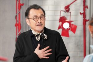 吉田鋼太郎